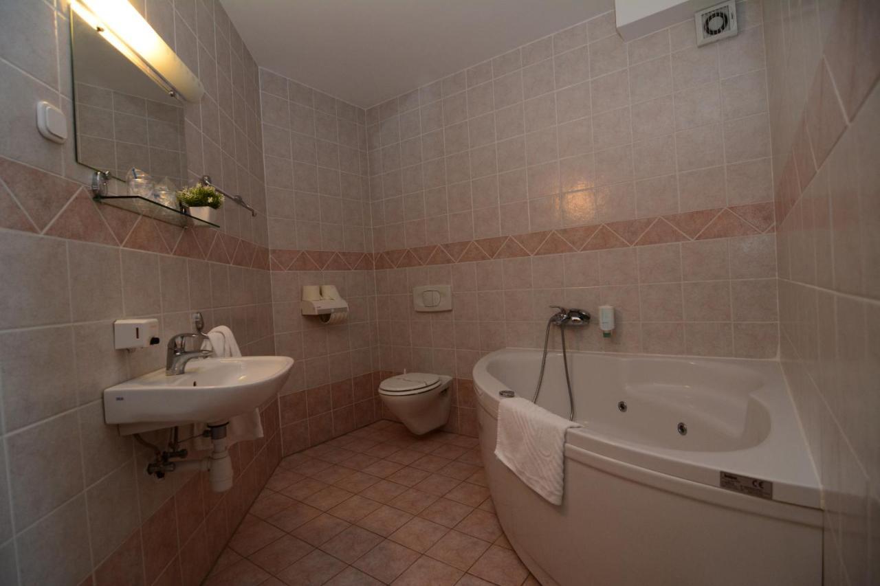 Hotel Gostisce Vinski Hram Ivanjkovci Exteriér fotografie