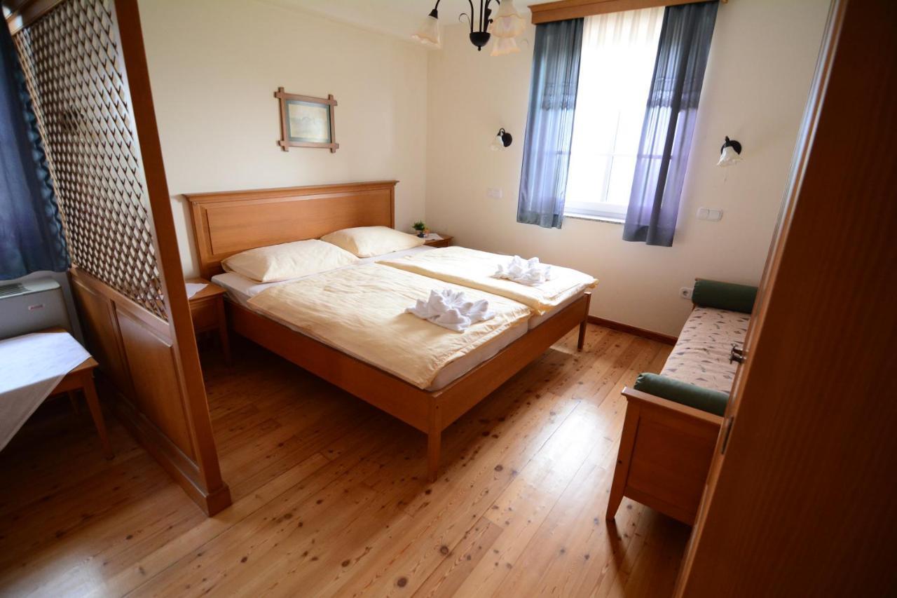 Hotel Gostisce Vinski Hram Ivanjkovci Exteriér fotografie